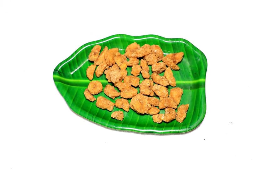 Crunchizz - 3 in 1 - BANANA CHIPS COMBO I Crunchy & Kerala Authentic I No Artificial Additives I Perfect Munchy Bites I Salty, Sweet & Jaggery Coated Banana Chips I 100 Grams Each I Total 300 Grams view 6
