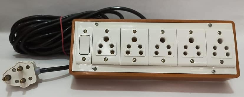 6A 5 Sockets (5 Pin Socket) & 1 Switch Extension Box with 6A Plug & 10m Wire view 4