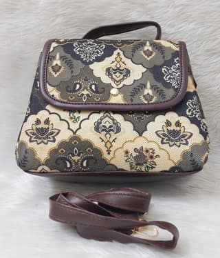 Small Floral Print Crossbody Bag with Adjustable Strap