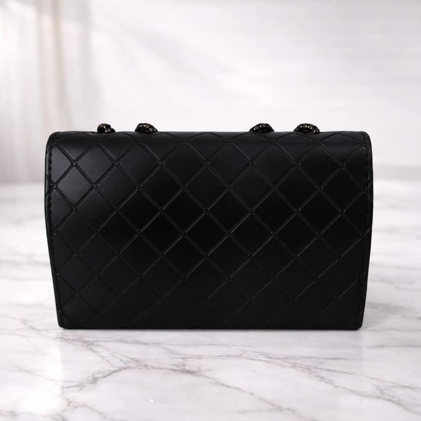 Quilted Design Sling Bag For Women | Chain Strap | Trendy Shoulder Bag view 3