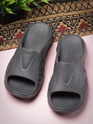 Bersache Extra Soft Classic Casual with Back Strap Regular wear with Ultra Soft & Flexibility Technology Slipper for Men's