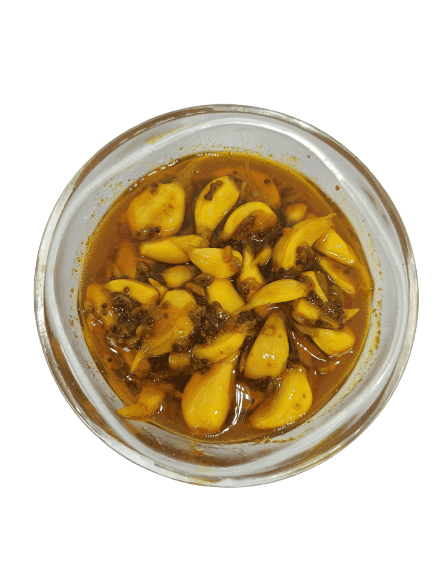Organic Anand Natural Garlic Pickle (Lahsun Ka Achar), Homemade No Artificial Colors Aachar (Tangy and Delicious) with Neemwood spoon (250gm-Pack of 1) view 4