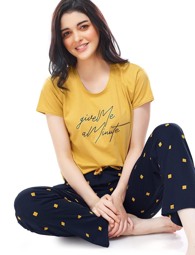 ZEYO Women's Cotton Peach Square Printed Stylish Night suit set