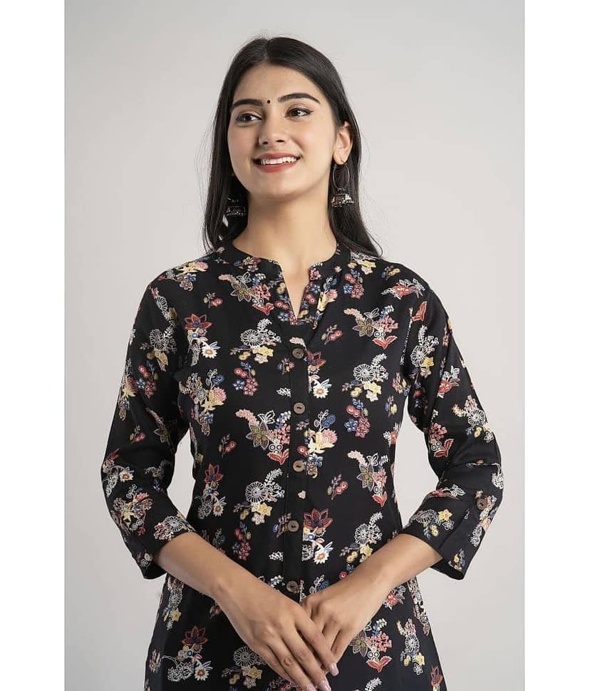 MAUKA - Black Rayon Women's Front Slit Kurti ( Pack of 1 ) view 2