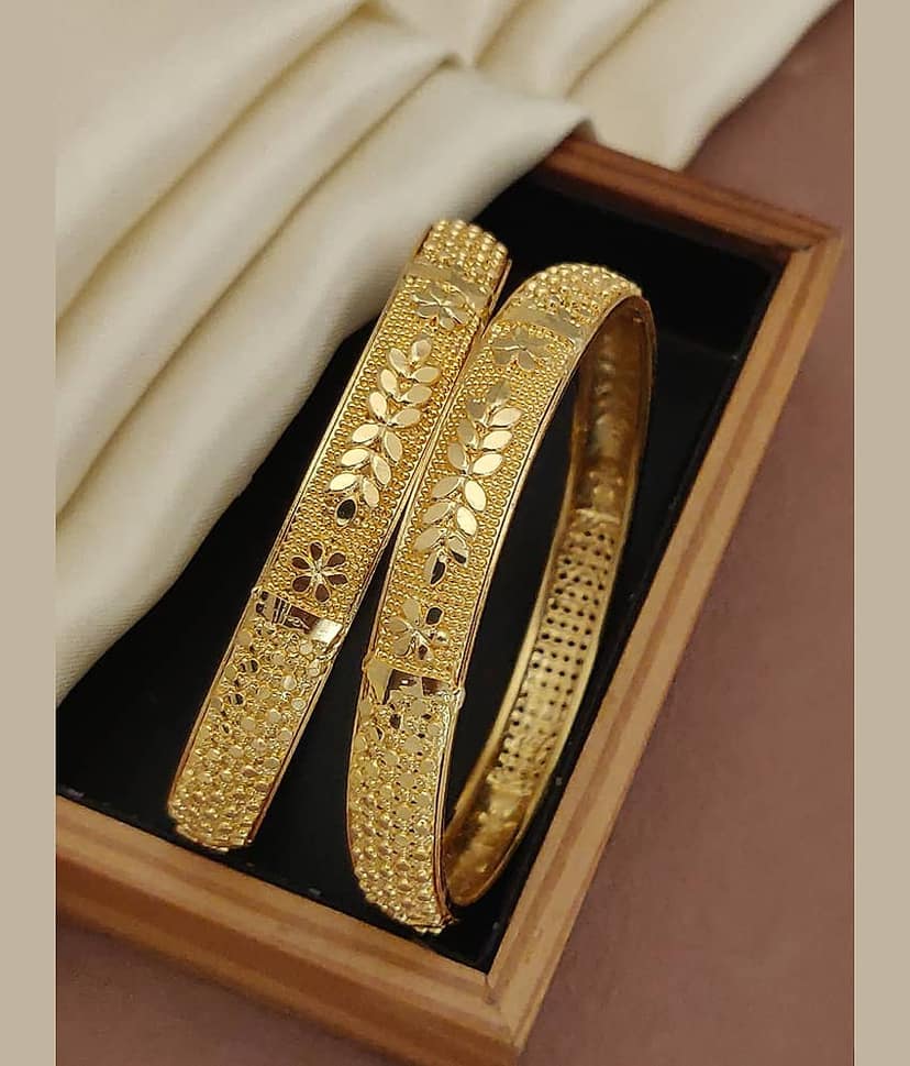 Shivay Fashion Gold Bangle Set ( Pack of 1 )