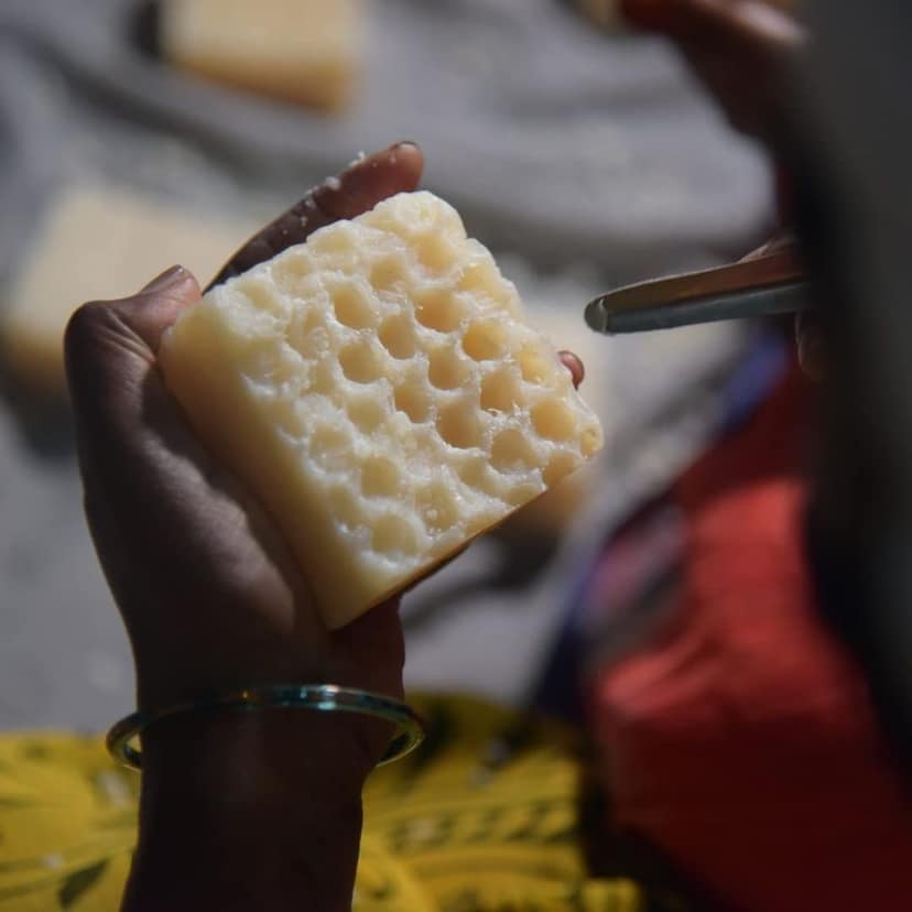 Last Forest Beeswax Soap (100gm), Herbal Bathing Soap for Glowing Skin, Handcrafted, Handmade, 100% Natural Ingredients, Moisturizing, Natural Beeswax, Bathing Soap for Men & Women (Charcoal) view 3