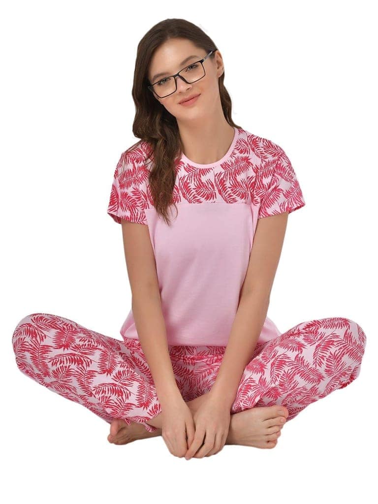 Klamotten Women's Baby Pink Allover Printed Top Pyjama Set N32Rb view 7