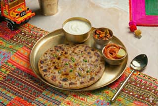 Aloo pyaaz paratha