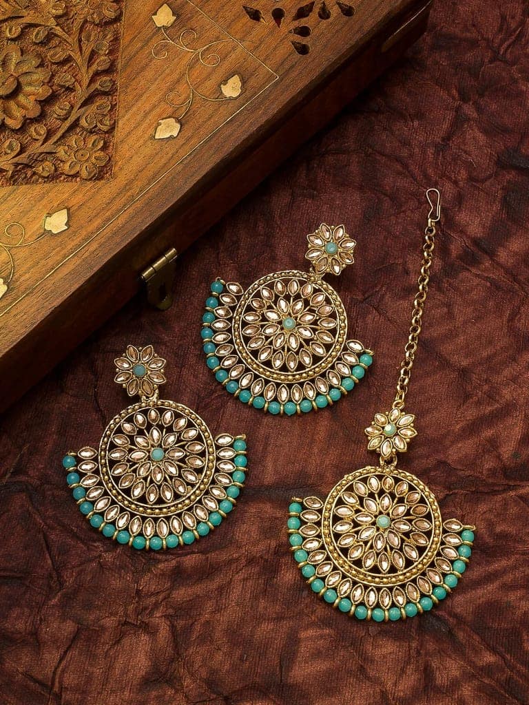 Morison Diamond-Style Mangtikka Sparkling Sophistication