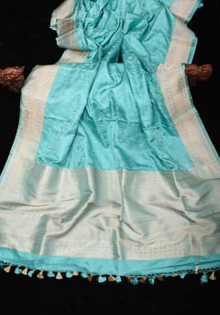 Authentic Tanchoi Floral Saree with Zari Border and pallu in Soft Blue | SILK MARK CERTIFIED