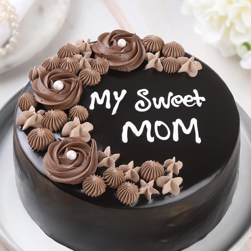 Sweetest Mom Cream Cake view 4
