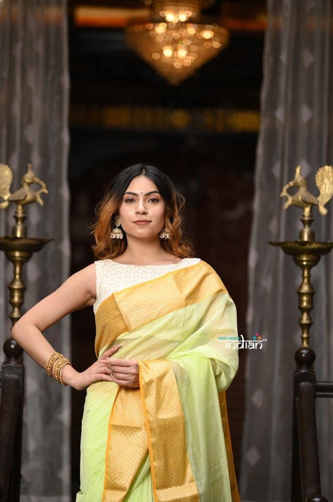 VMI Exclusive Designer! Handloom Cotton Silk Saree With Broad Golden Border ~ Lush Green view 5