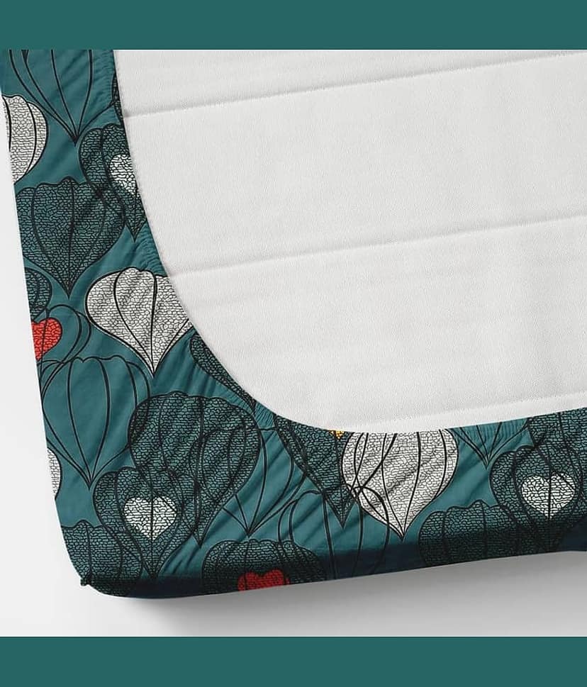 YKNIP Cotton Geometric Fitted 1 Bedsheet with 2 Pillow Covers ( King Size ) - Green view 2