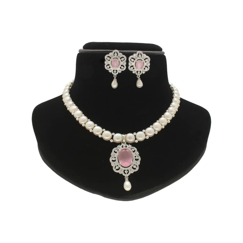 Sri Jagdamba Pearls Sumptuous Pearl Necklace Set view 2