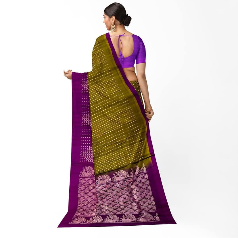 Dark Green Color Pure Kanjivaram Silk Saree view 3