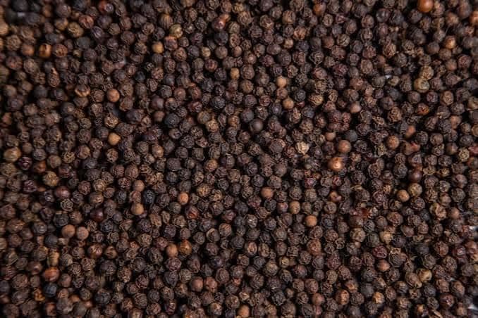 Black Pepper view 3