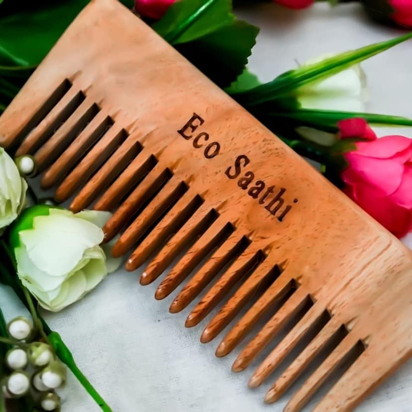 Neem Wood Shampoo Comb view 2