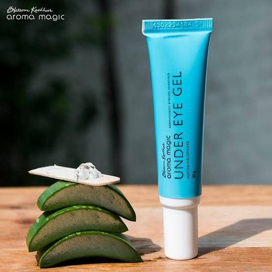 Aroma Magic Mineral Glow Scrub (100 gm) & Under Eye Gel Combo (20 gm) Pack of 2 view 5
