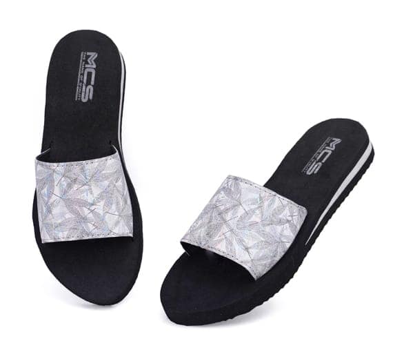 Women-Slippers & Flip Flops