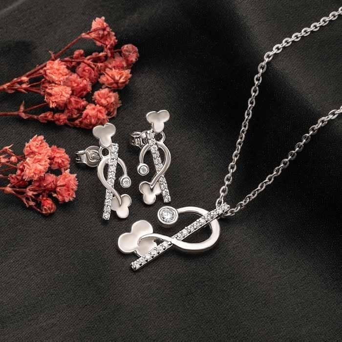 Silver Cluster Pendant Set view 4