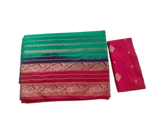 Buy Green and Red Pure Handloom Silk Saree With Blouse Piece at Low Price in India view 2