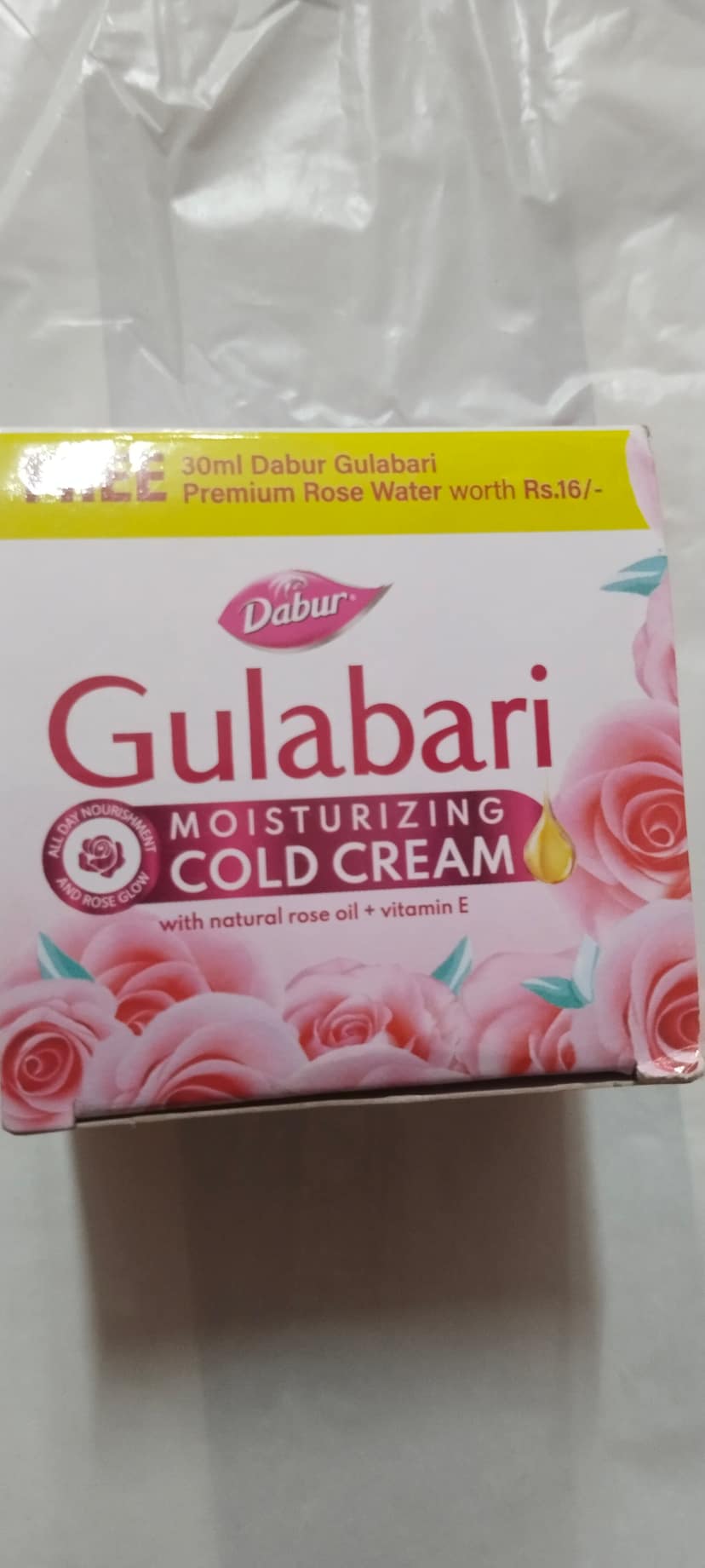 Dabur Gulabari Moisturizing Cold cream