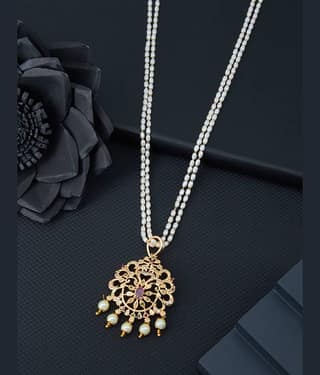 ROFARWORD Gold Brass Necklace ( Pack of 1 )