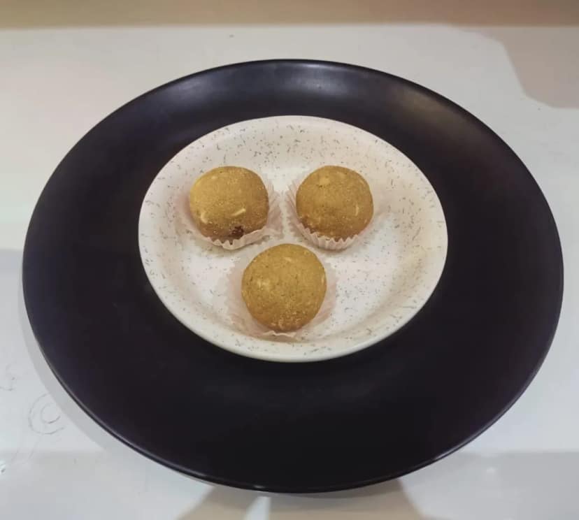 Besan Laddu