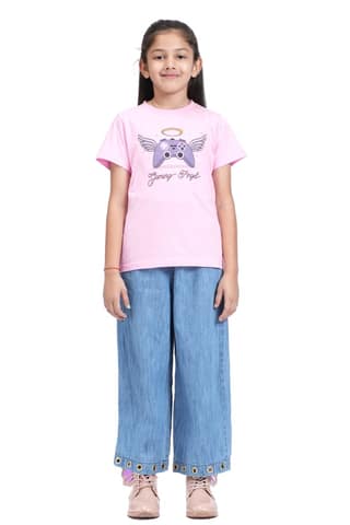 KUCHU Unisex Tshirt | Made of Super Combed Cotton-Modal Natural Fiber Better Than 100% Cotton| Soft & Breathable Fabric| Unique Digitally Printed Design |Vibrant Colour |Bee_Strong
