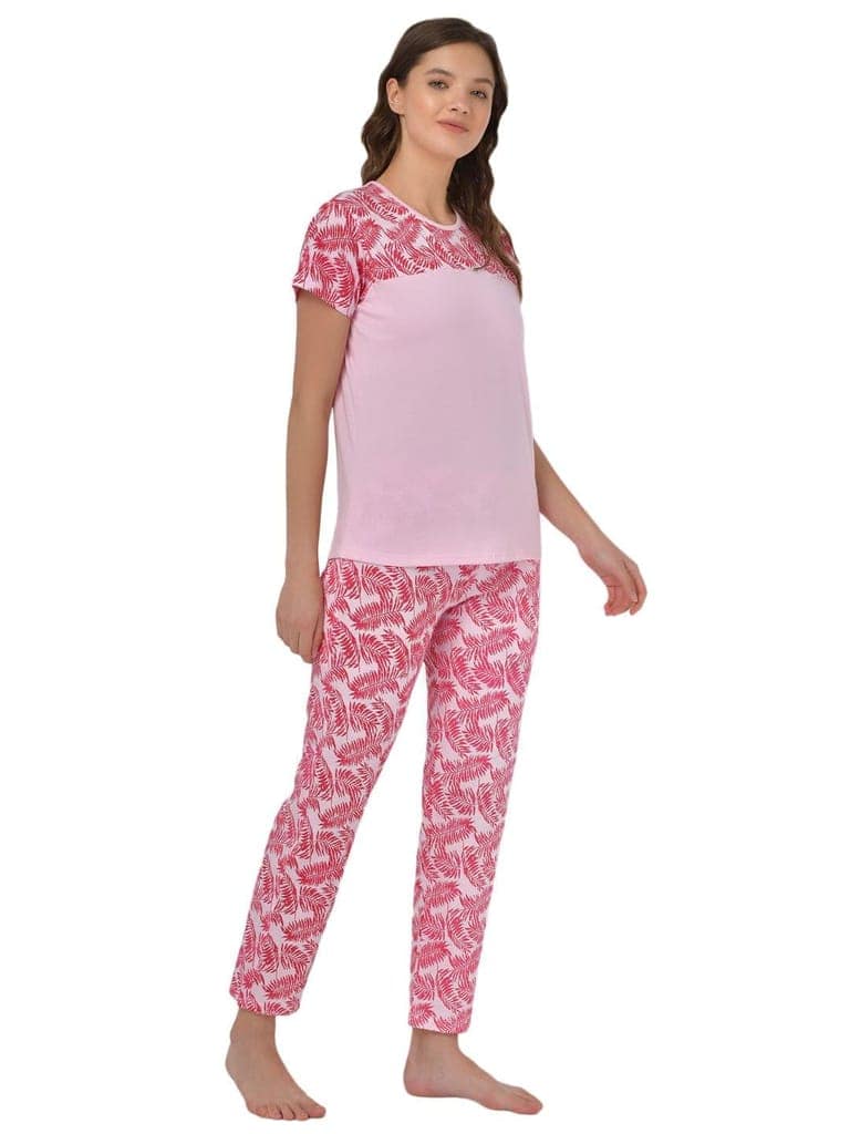 Klamotten Women's Baby Pink Allover Printed Top Pyjama Set N32Rb view 4