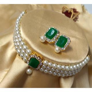Designer Emerald Green CZ Kundan Pearl Choker Jewellery Set