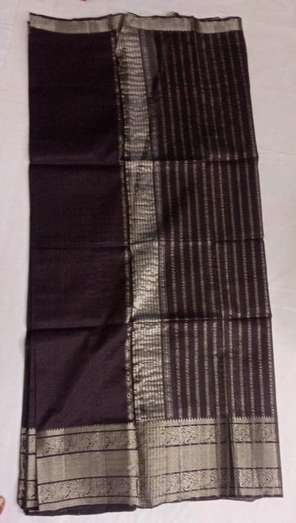 Pure Handloom Chocolate Brown Saree With Silver Zari Border view 2