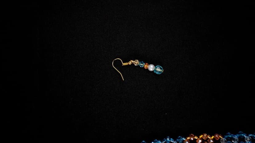 Crystal chain sky blue view 3