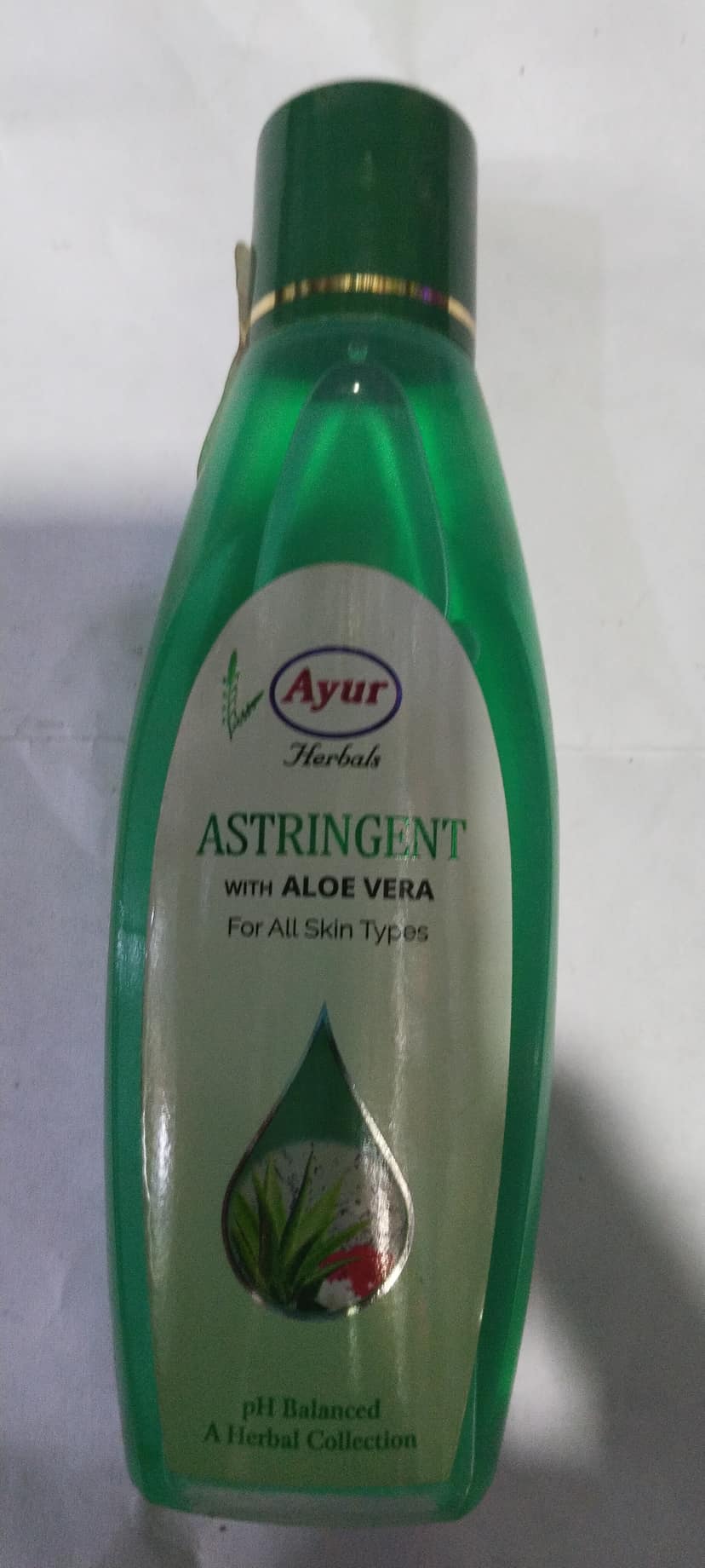 Ayur Herbals Astringent With aloe vera For all skin types