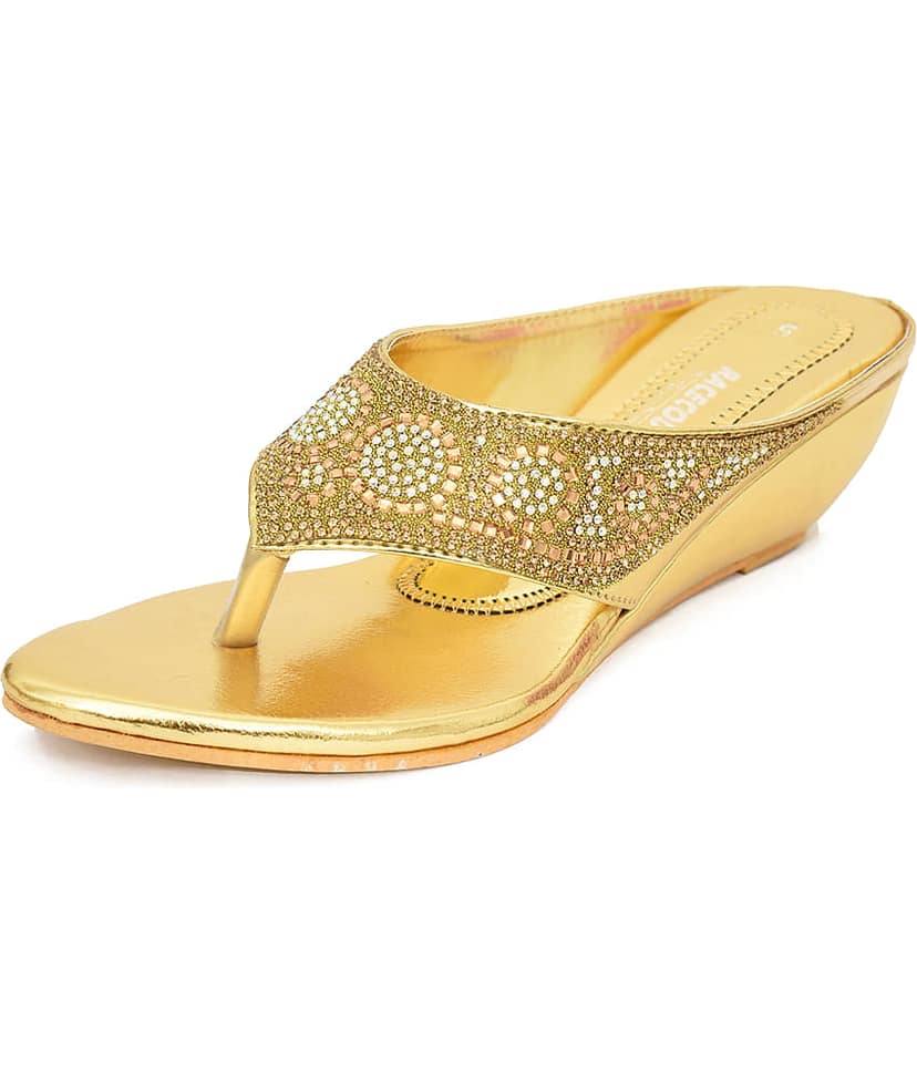 Racecourse - Gold Women's Slip On Heels view 2