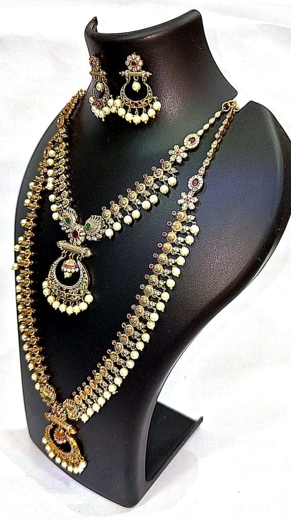 Stunning Antique Gold Plated Coin Necklace Set with Pearls and Green Stones view 3
