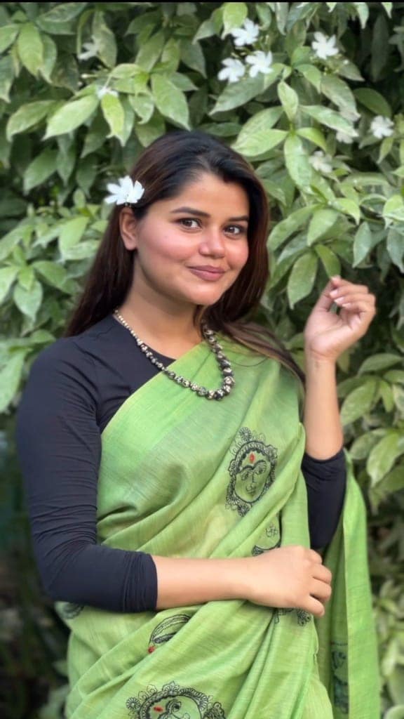 Bansbara Tussar Silk Handloom Saree Laurel Green with Running Blouse Embroidered-2352 view 2