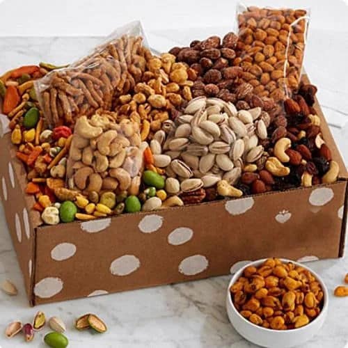 Special Gift Box of Dried Fruits n Gourmet - Special Gift Box of Dried Fruits n Gourmet