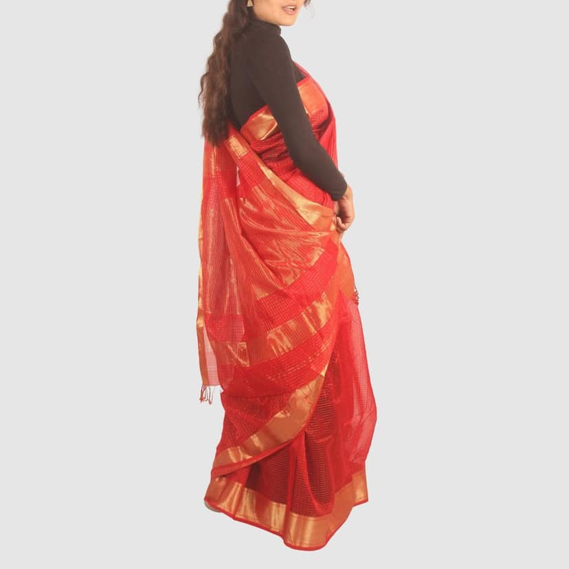 Royal Crimson Maheshwari Silk Cotton Handloom Saree with Antique Gold Zari view 2