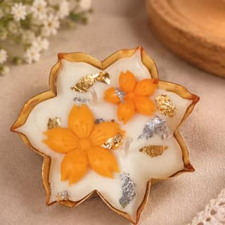 Urli Lotus Candle