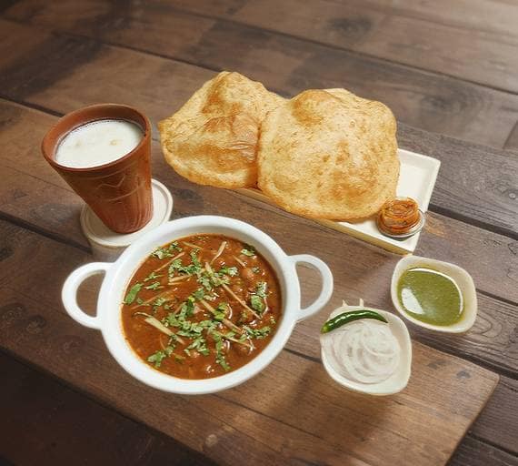 Chole Bhature (Paneer) With Sweet Lassi