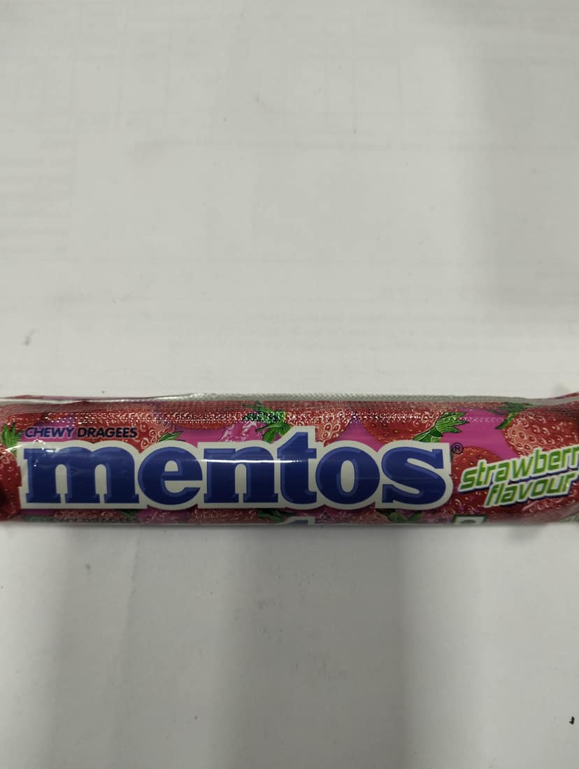 Mentos With fruit content Strawbers Favour