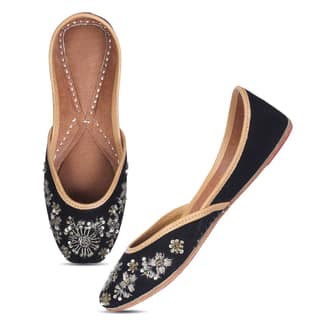 RSK ETHNIC WEAR, Black Color Embroidered Handmade Jutti for Women with Soft Leather and Double Cushion