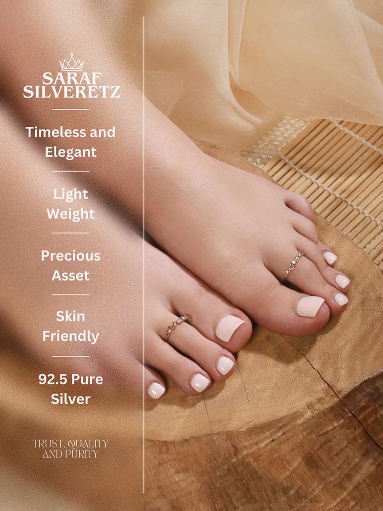 925 Sterling Silver Sparkling Stars CZ Studded Adustable Pair of Toe Rings view 4