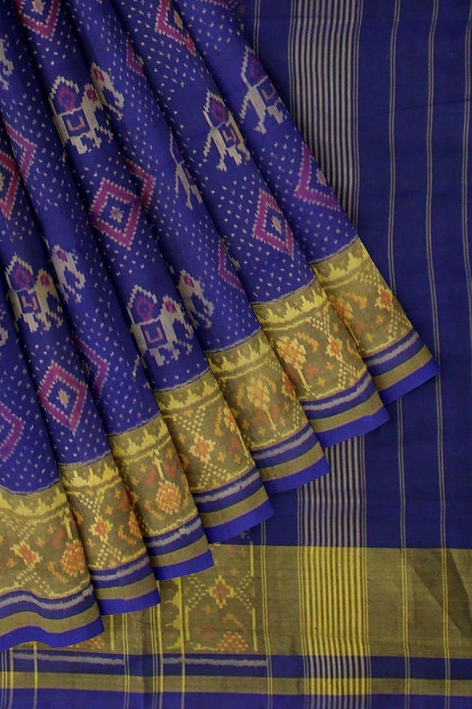 Garvi Gurjari (A Gujarat Govt Enterprise Women Blue Shaded Handloom Single Ikat Silk Patola Saree (GGCSIKS141) view 7