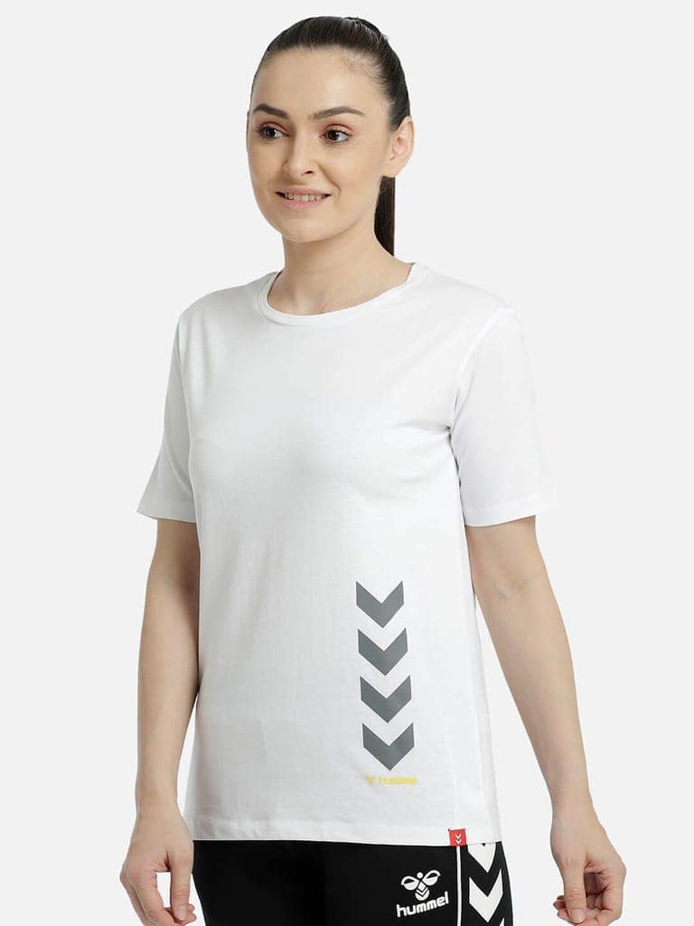 Tany Round Neck Cotton Rich Half Sleeve Solid Regular fit Cottonpoly T-shirt for Women Comfortable soft Breathable Fabric Stretchable for Everyday Use Ideal for Casualwear view 3