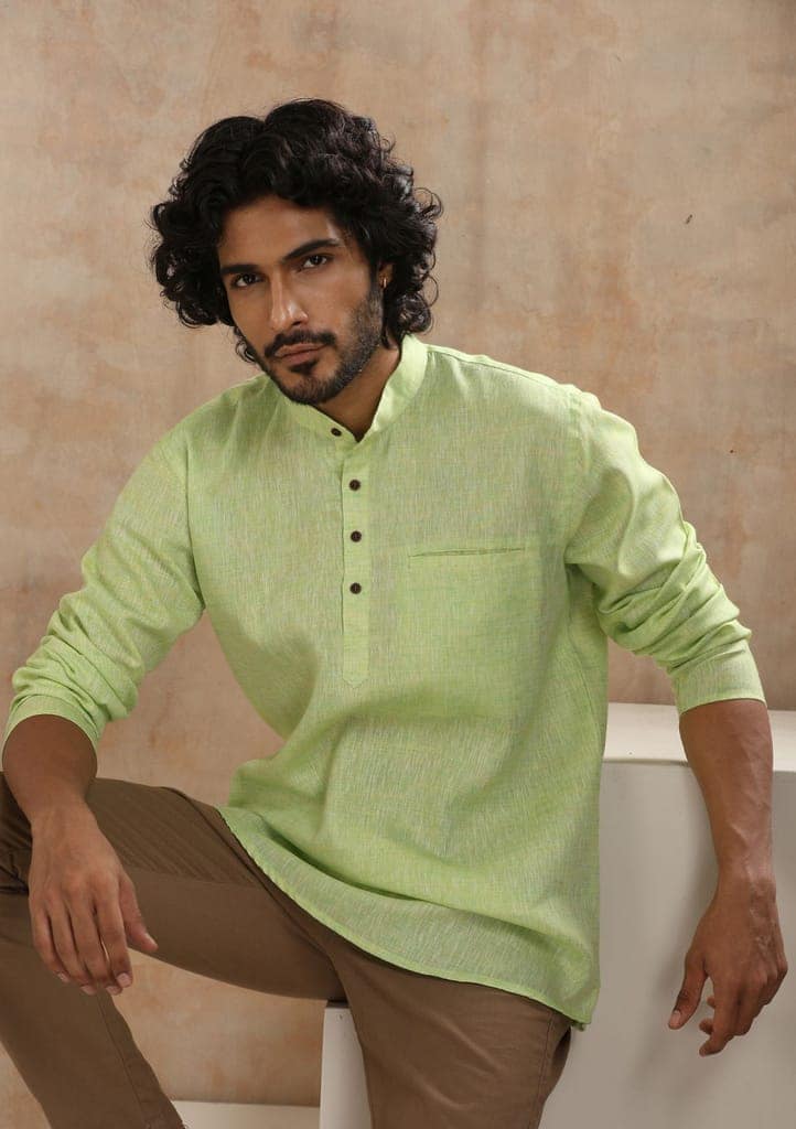 Poly Cotton Solid Men's Short Kurta - Green view 3