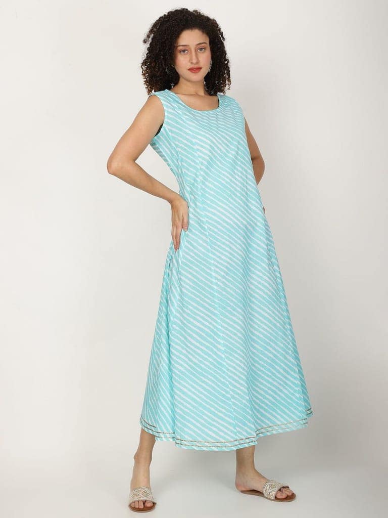 Striped Round Neck Sleeveless Cotton A-line Kurta view 3