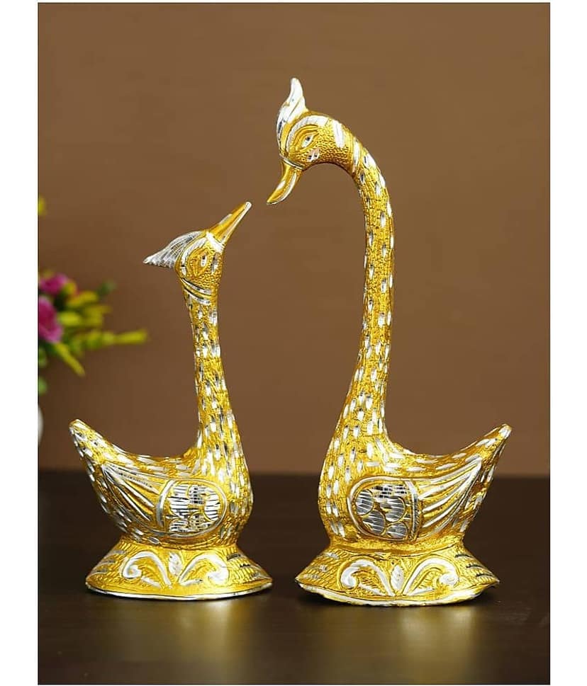 eCraftIndia Golden Kissing Swan Couple Handcrafted Decorative Figurine Showpieces