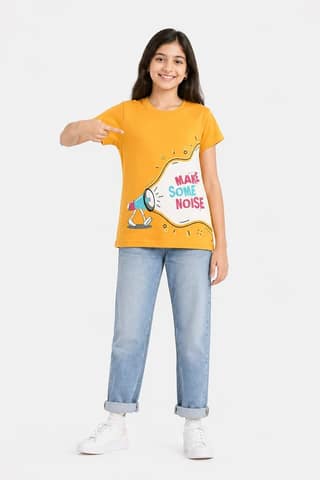 KUCHU Unisex Tshirt | Made of Super Combed Cotton-Modal Natural Fiber Better Than 100% Cotton| Soft & Breathable Fabric| Unique Digitally Printed Design |Vibrant Colour |Bee_Strong